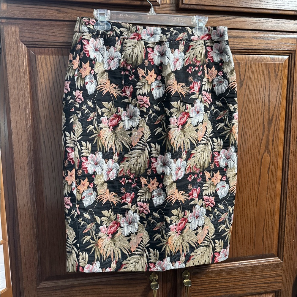 Anthropologie Isla Maude skirt XL Textured Floral Pencil